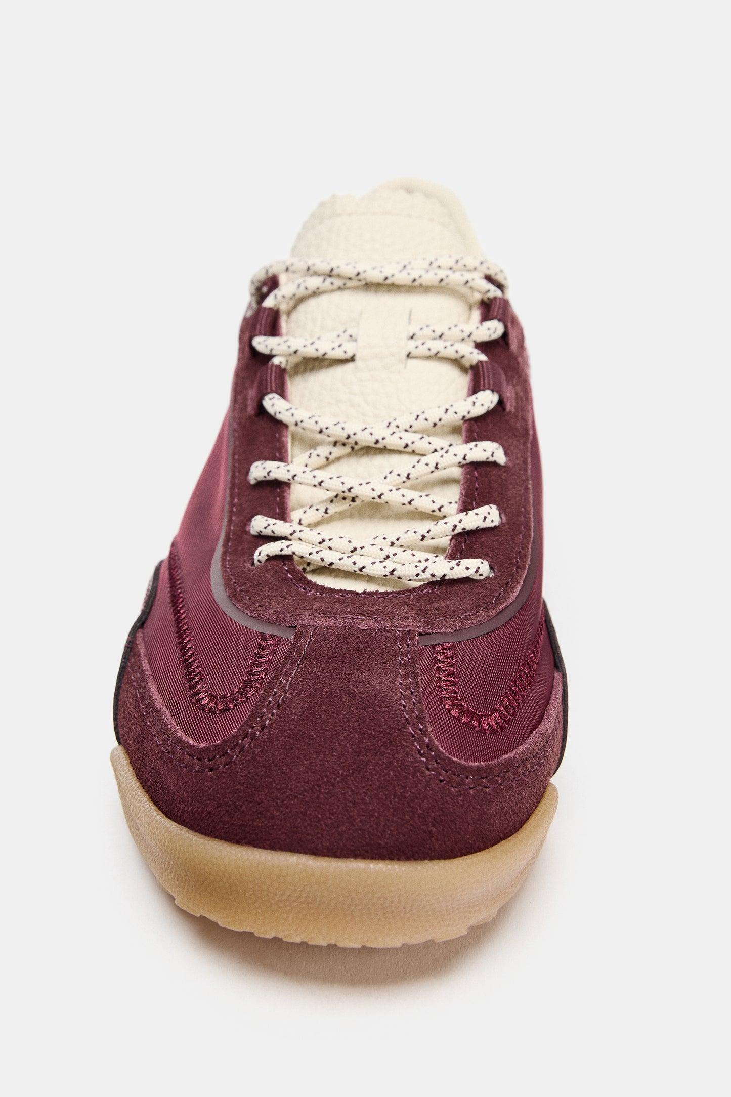 SAPATILHAS COM CONTRASTE - Vermelho-burgundy