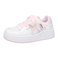 Os novos ténis de skate de cano baixo, confortáveis e versáteis, laço com blocos de cor, sapatos casuais de alto custo-benefício, design elegante para mulheres