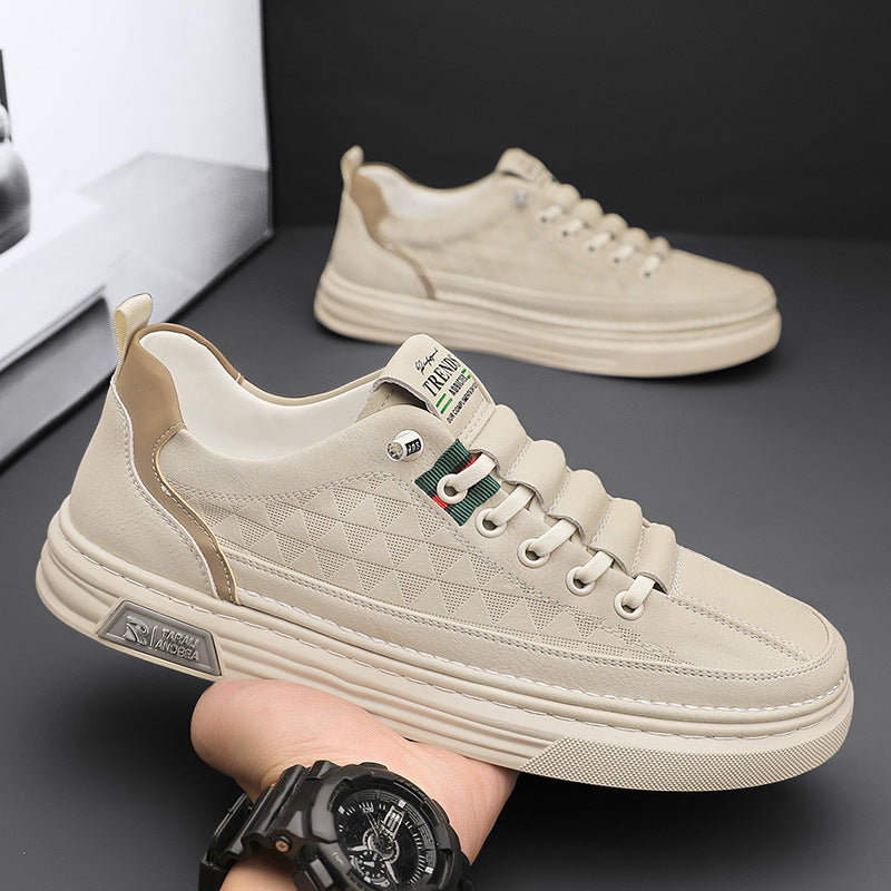 Sapatos masculinos de primavera, 2024 novos sapatos casuais casuais de pele para homem, sapatos desportivos respiráveis, sapatos de trabalho, sapatos brancos da moda