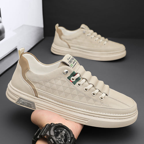 Sapatos masculinos de primavera, 2024 novos sapatos casuais casuais de pele para homem, sapatos desportivos respiráveis, sapatos de trabalho, sapatos brancos da moda