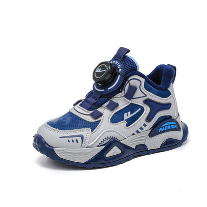 Os novos sapatos desportivos de lã forrados em couro com blocos de cor da Warrior, sapatos casuais confortáveis para o exterior de alta estética, sapatos infantis de algodão da moda e versáteis