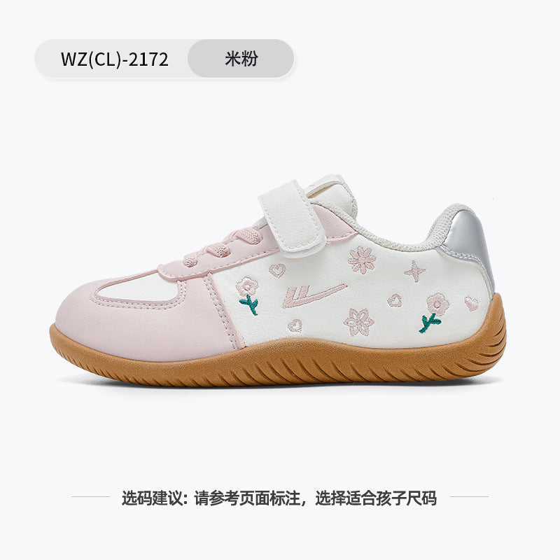 Os novos sapatos femininos versáteis de cano baixo da Warrior 2026, sapatos casuais modernos e de alto custo-benefício, ténis fofos com blocos de cor