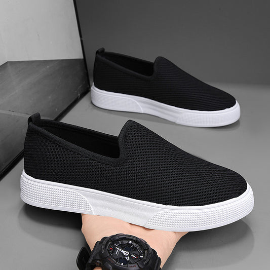 Sapatos masculinos de verão 2025 sapatos de lona respirável, sapatos de slip-on, sapatos de um pé, sapatos antigos de tecido Beijing de homem, sapatos de prancha casuais, sapatos masculinos