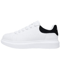 Ténis brancos Warrior transpiráveis em unissex com sola grossa, sapatos casuais confortáveis e confortáveis, estilo universitário, sapatos simples leves e modernos por grosso