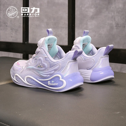 Sapatos casuais para raparigas respiráveis em forma de coração e versáteis, sapatos novos de botões, sapatos infantis Warrior Zhongda para estudantes, sapatos desportivos giros