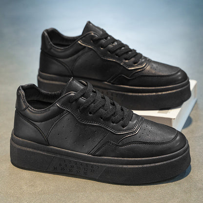 Sapatos masculinos de verão, sapatos brancos novos e respiráveis, ténis versáteis da moda com sola grossa para estudantes, ténis casuais, sapatos modernos
