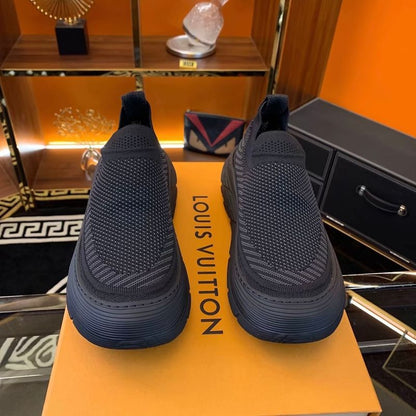 Novos sapatos de malha fina e respiráveis de malha para o Verão 2024, Sapatilhas de Meia Desportivas Casual Versáteis para Homens