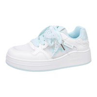 Os novos ténis de skate de cano baixo, confortáveis e versáteis, laço com blocos de cor, sapatos casuais de alto custo-benefício, design elegante para mulheres