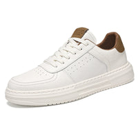 Sapatos masculinos de verão: sapatos brancos novos e respiráveis, ténis modernos para a juventude masculina, versáteis de sola grossa, ténis casuais