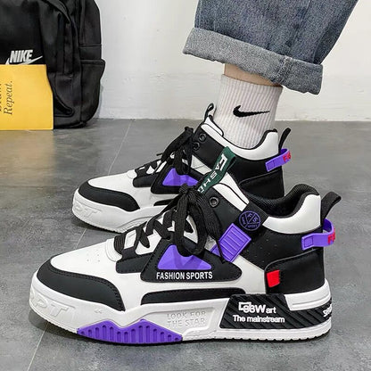 Sapatos masculinos de verão, novos sapatos altos respiráveis, sapatos brancos versáteis e modernos, ténis de sola grossa, ténis casuais