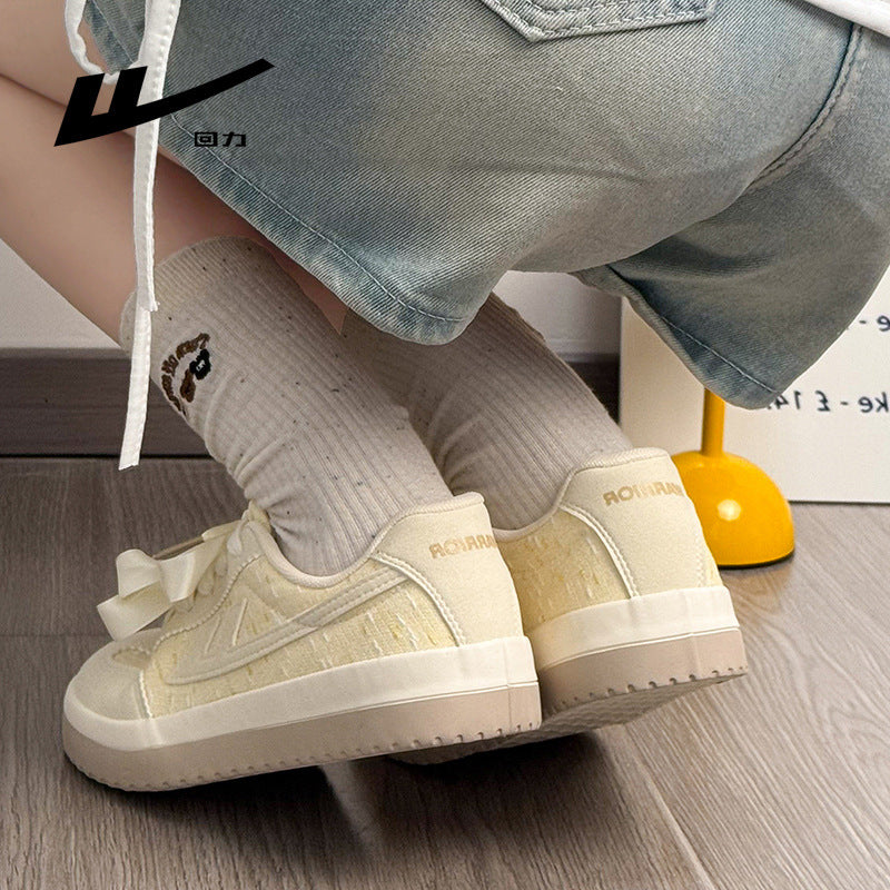 Os novos ténis de skate enérgicos e fofos com blocos de cor da Warrior, os singles retro femininos de estilo coreano de alta estética, sapatos casuais confortáveis e versáteis
