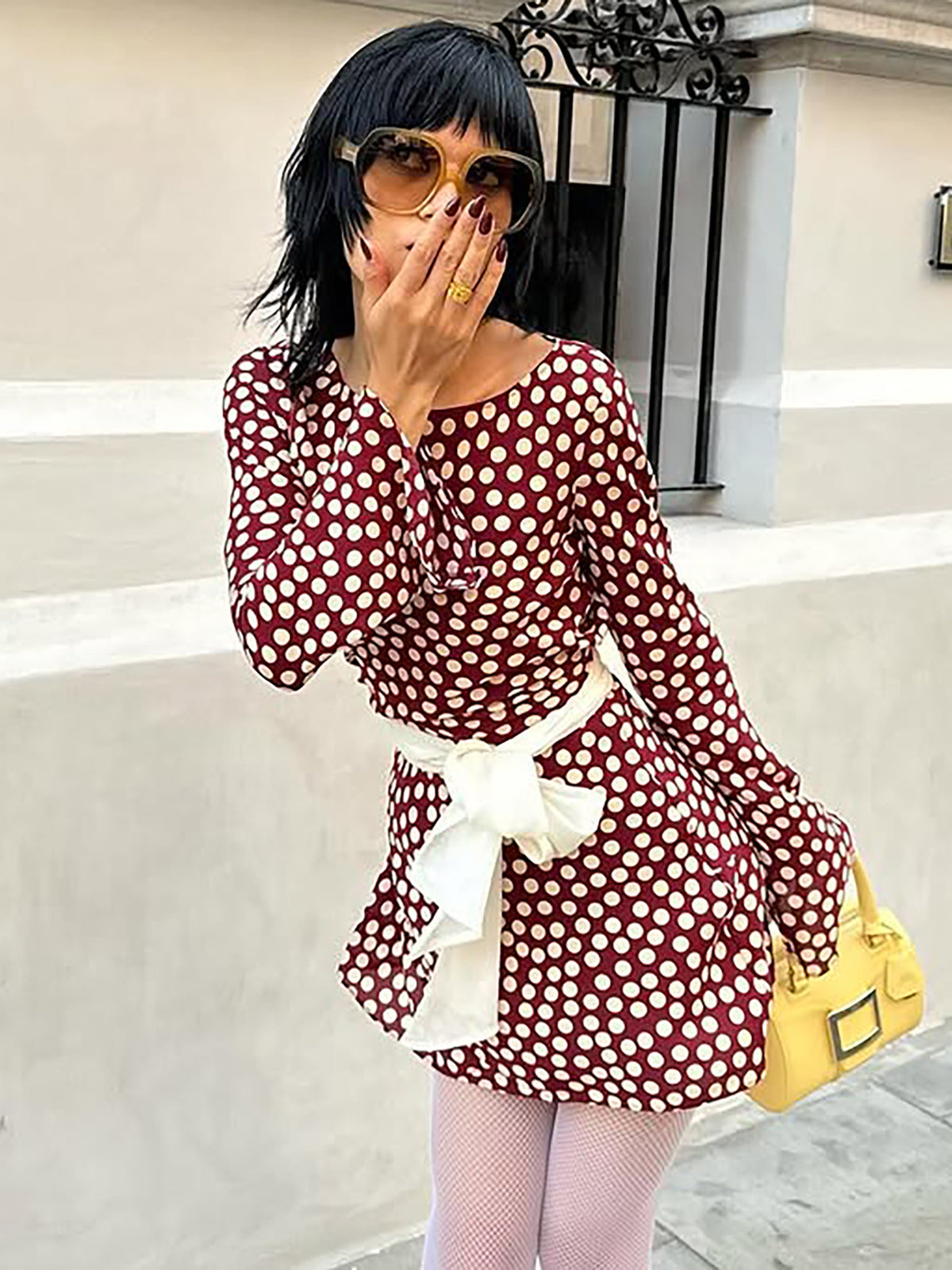 Moda feminina europeia e americana 2026 verão nova moda com estampado de bolinhas slim-fit estilo fresco vestido de manga comprida por grosso