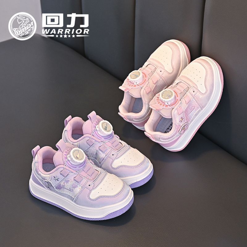Os novos sapatos de rapariga fofos, versáteis e versáteis da Warrior com blocos de cor, sapatos de surf confortáveis e de aparência elevada, sapatos casuais baixos e enérgicos