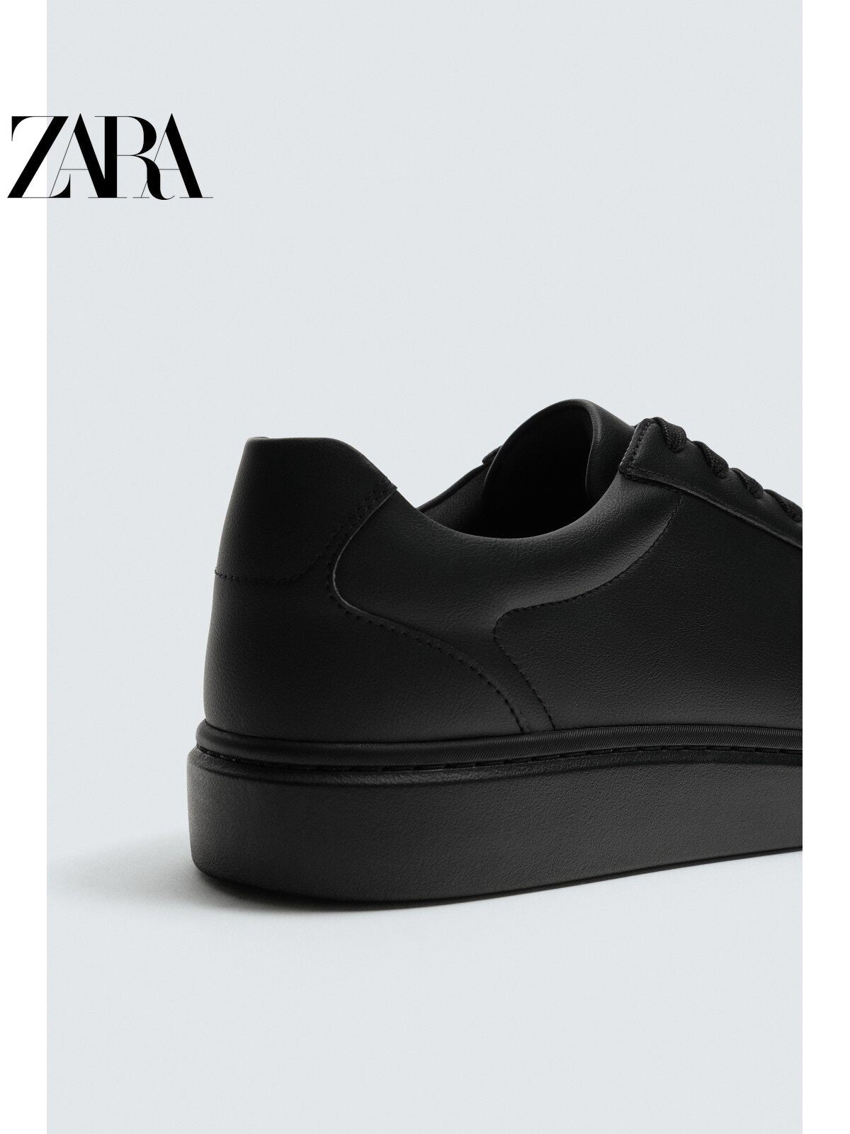 ZARA Coleção Verão 2026 - Sapatos Masculinos: Tênis Simples de Bico Quadrado, Sola Grossa e Cadarço Leve - 2201820 800