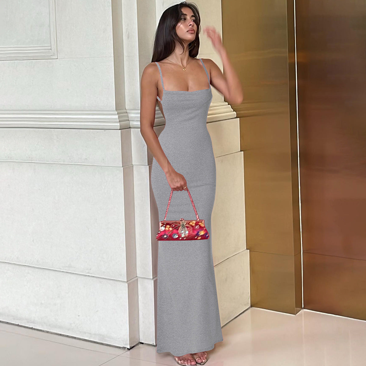 Verão INS 2026 Vestido Feminino Feminino Sexy Sexy Fit-less Spaghetti Strap Strap para mulheres