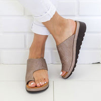 Comércio Estrangeiro Sapatilhas de Pele Exterior de Mulher Exterior de Tamanho Grande Sandálias de Salto Cunha sobre a Ponta Exterior Calçado Feminino de Comércio Exterior Feminino Plus Size em Stock 40-43