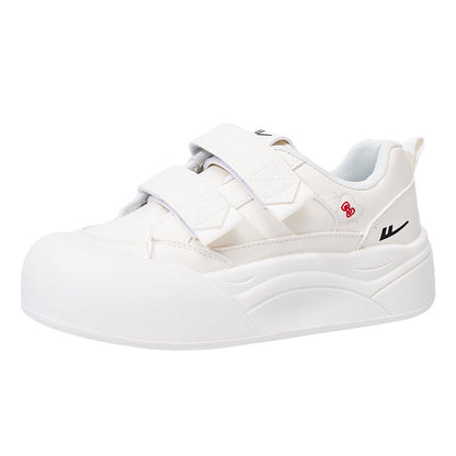 Sapatos mágicos Warrior com sola grossa e tampo baixo, versáteis individuais femininos coreanos, sapatos casuais de estilo universitário de alta estética