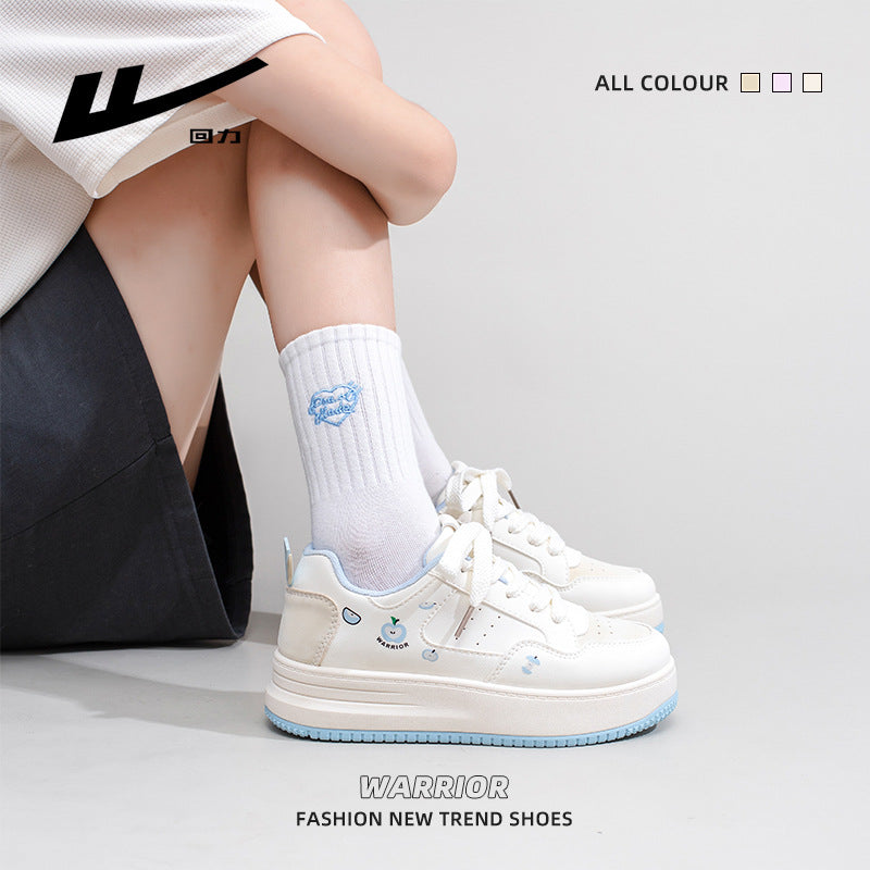 Sapatos femininos confortáveis e versáteis da moda Warrior, ténis de estética alta primavera 2026, sapatos casuais estilo estilo coreano estilo academia