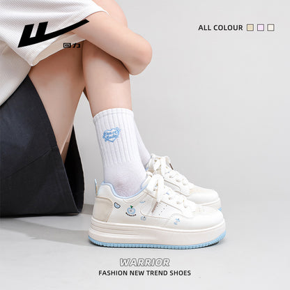 Sapatos femininos confortáveis e versáteis da moda Warrior, ténis de estética alta primavera 2026, sapatos casuais estilo estilo coreano estilo academia