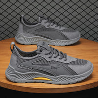 Sapatos masculinos de malha respirável de verão finos de malha oca, ténis desportivos casuais, calçado de trabalho masculino com humidade
