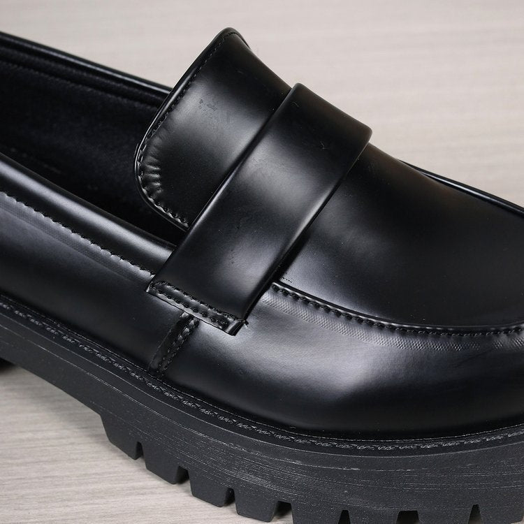 Comércio Estrangeiro Sapatos Pequenos de Couro Britânico JK Estilo Japonês para mulheres, Novos Sapatos Modernos de Primavera com Sola Grossa Estilo Universitário INS 2026