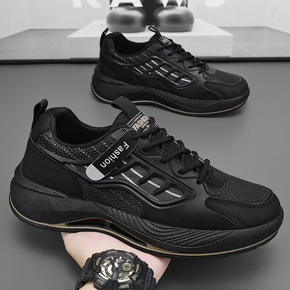 Novos sapatos brancos de malha respiráveis para o verão masculino, ténis versáteis de sola grossa e modernos, sapatos casuais de pai