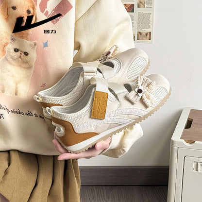O novo design da Warrior, sapato único versátil e confortável, sapatos casuais coreanos na moda e modernos, alta atratividade, sapatos femininos fofos