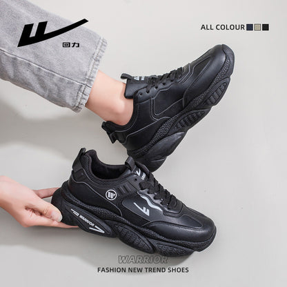 Warrior em pele baixa, sapatos masculinos confortáveis e versáteis de peça única, sapatos pretos com blocos de cor, estilo alto, sapatos de plataforma modernos e modernos