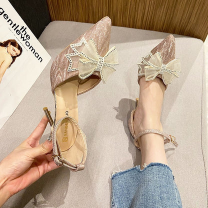 Saltos altos franceses suaves e deslumbrantes com laço para mulheres, novas sapatilhas sapatilhas plus size de exportação 2025, sapatos simples de moda para banquetes