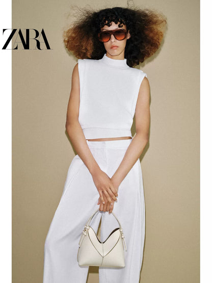 Bolsa feminina ZARA, lançamento da coleção verão 2026, com detalhes em costura, modelo mini com cordão e opção de bolsa transversal, código 6107810 719