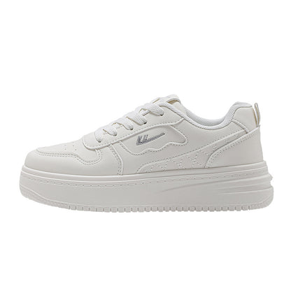Sapatos brancos Warrior de cano baixo, confortáveis, versáteis versáteis de sola grossa, ténis modernos e estéticos, sapatos femininos simples com um design elegante
