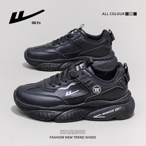 Warrior em pele baixa, sapatos masculinos confortáveis e versáteis de peça única, sapatos pretos com blocos de cor, estilo alto, sapatos de plataforma modernos e modernos