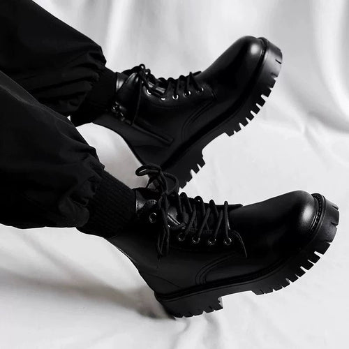 Botas Martin com fecho lateral para o outono, botas de motociclismo pretas pretas de estilo britânico de cano alto e alta, botas de passeio de corte médio