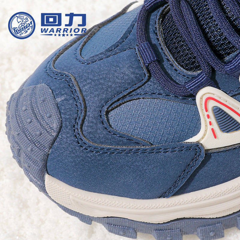 Sapatos de sola grossa às riscas azul guerreiro, sapatos novos de algodão quente para o inverno, sapatos casuais para rapazes e homens médios e grandes, adesivo frio de sola leve
