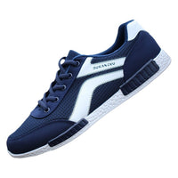 Sapatos de primavera e modernos para homem, sapatos de rede respiráveis, sapatos desportivos casuais ao estilo coreano resistentes a odores, sapatos versáteis de malha oca para homens