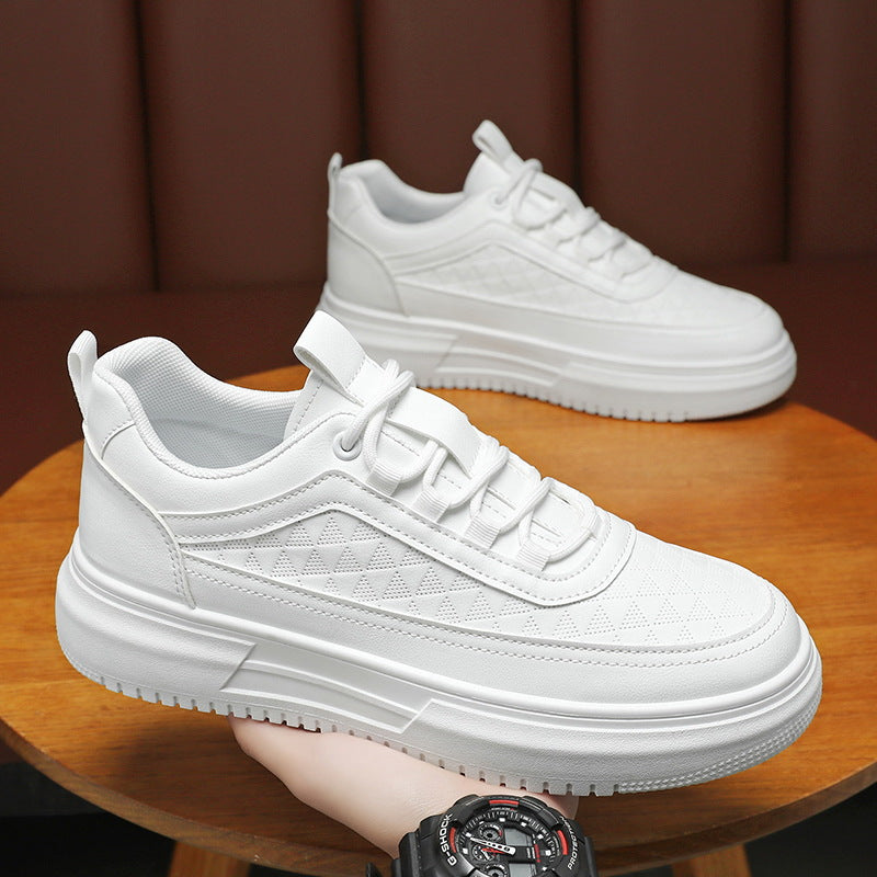 Sapatos masculinos de verão, sapatos brancos novos e respiráveis, ténis desportivos casuais versáteis e de sola grossa ao estilo coreano, versáteis, sapatos modernos