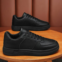 Sapatos masculinos de verão, sapatos brancos novos e respiráveis, ténis versáteis de sola grossa e modernos, ténis casuais, ténis, sapatos modernos