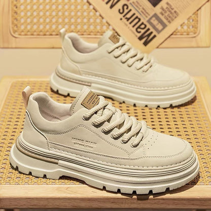 Sapatos de primavera para homem, novas botas Martin, botas até ao tornozelo para homem, sapatos de pele de sola grossa e versáteis na moda, sapatos de trabalho, ténis desportivos casuais