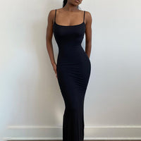 Novo vestido feminino feminino 2026 Kardashian de verão 2026 desfila um vestido slim slim sem mangas e sem mangas