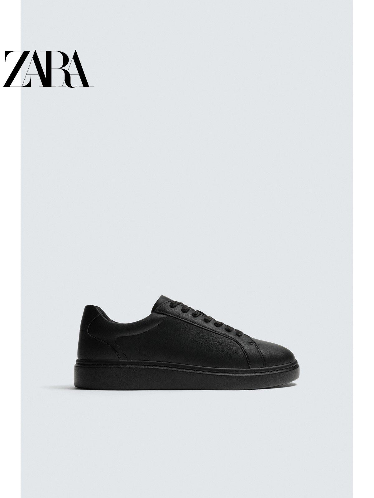 ZARA Coleção Verão 2026 - Sapatos Masculinos: Tênis Simples de Bico Quadrado, Sola Grossa e Cadarço Leve - 2201820 800