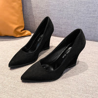 Comércio Estrangeiro Singles de Tamanho Grande com Bico Pontiagudo para Mulheres, Primavera/Outono 2025 Novos Sapatos de Trabalho Profissionais Simples e Elegantes de Estilo Coreano
