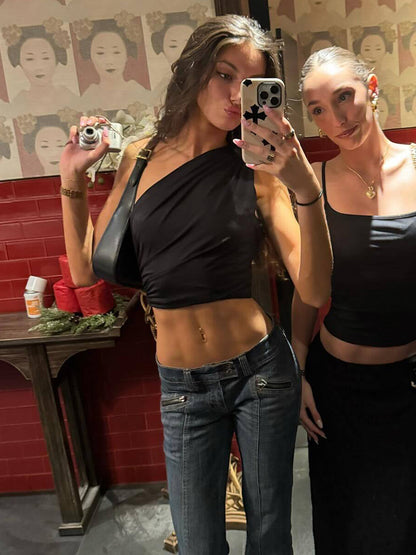 2026 Amazon Summer New Hot Girl Style Camisola Feminina Crossbody Sem Mangas Sexy Design de T-shirt Ajustada para Mulher