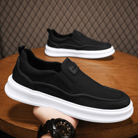 Sapatos de lona para homem, ténis desportivos casuais de verão para o verão, sapatos pretos de uma perna com sola macia e tecido da moda