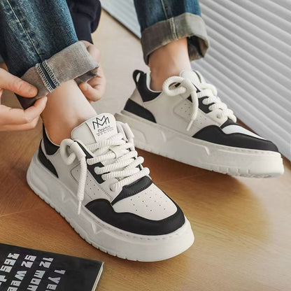 Sapatos masculinos 2025 novos sapatos casuais respiráveis de primavera desportivos, ténis modernos, sapatos de prancha de alta gama, ténis brancos versáteis de sola grossa e versáteis