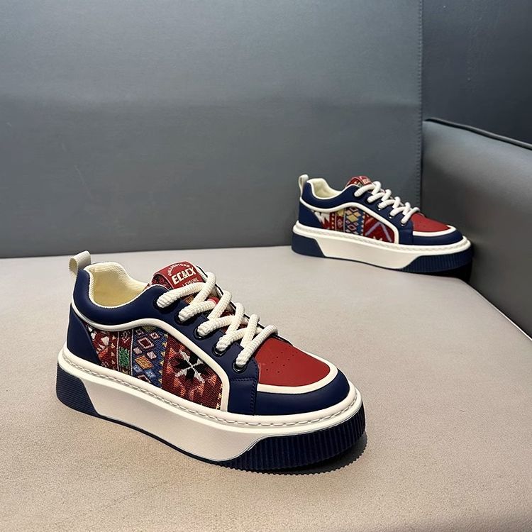 Sapatos de Homem 2025 Primavera Novos Sapatos Casuais Casuais da Moda Calçados de Madeira Masculinos Respiráveis, Com Sola Grossa, Confortáveis, Desporto Modernos Versáteis Modernos