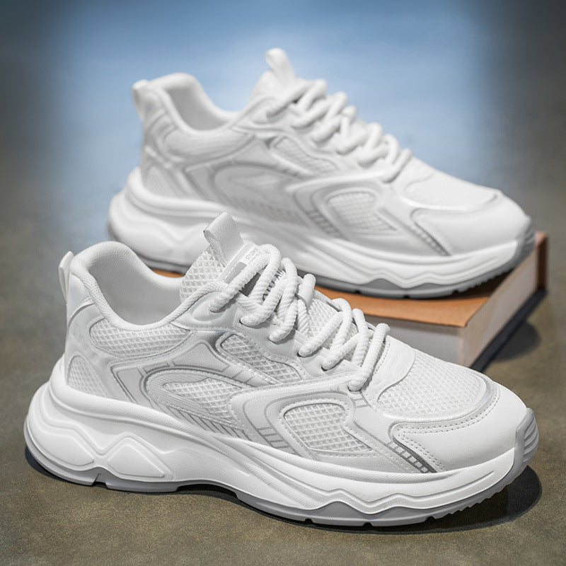 Sapatilhas casuais de malha quente e respirável de verão para homem, sola grossa e sola macia que aumenta a altura, sapatos desportivos brancos pequenos brancos de pai