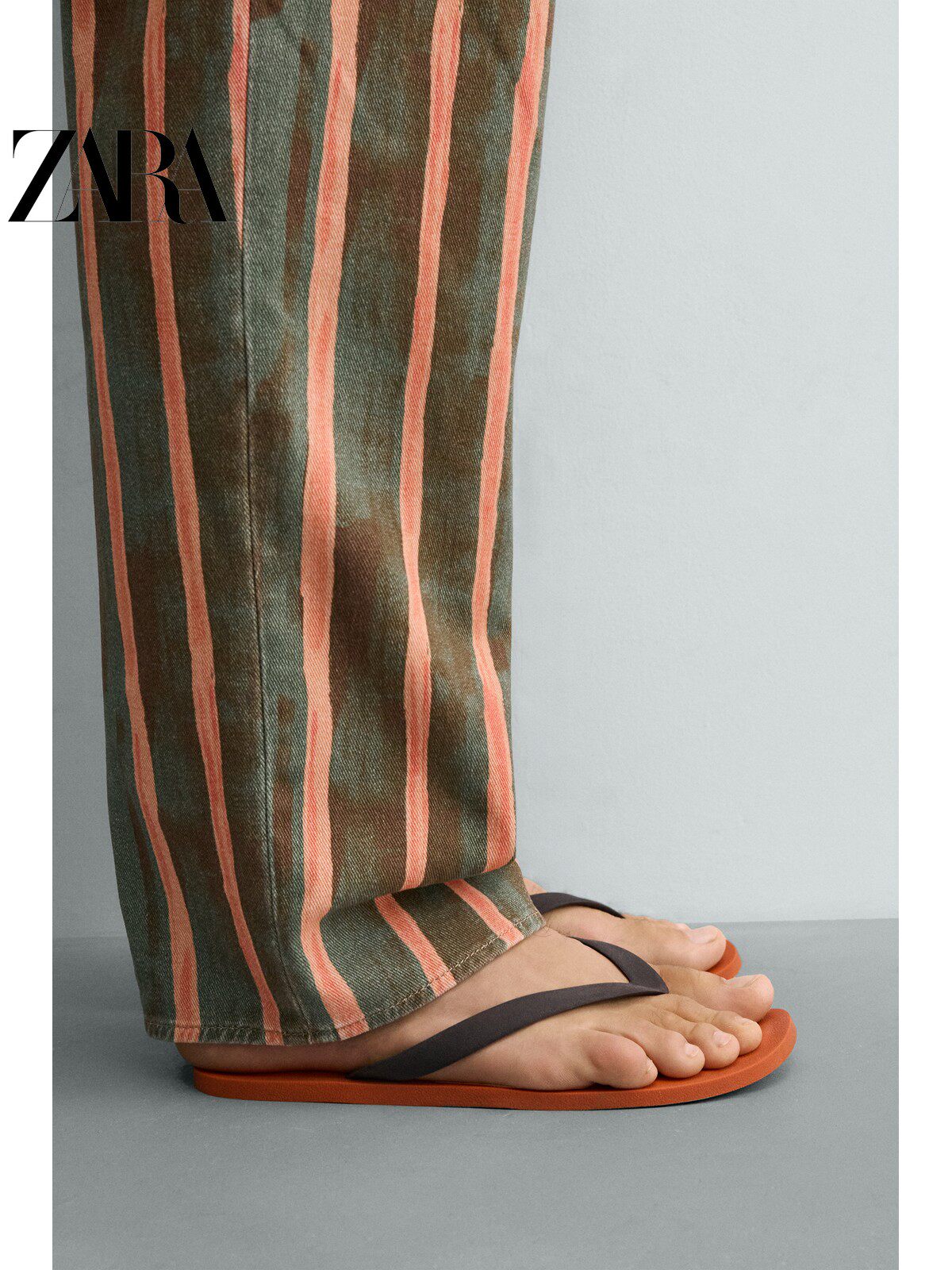 ZARA 2026 Verão Novo Sapatos Masculinos, Material Elástico, Sandálias Rasteiras Confortáveis com Detalhes, 2796720 070