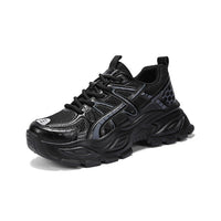 Os novos sapatos desportivos versáteis de cabeleiro baixo e de tampo baixo, sapatos masculinos modernos com blocos de cor, sapatos casuais coreanos de alto valor