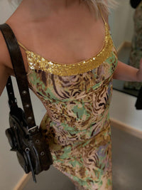 Vestido longo longo versátil com padrão de moda transfronteiriça com padrão duplo de duas camadas, vestido sexy oco, sem costas, slim fit, versátil com alças deslizantes