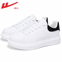 Ténis brancos Warrior transpiráveis em unissex com sola grossa, sapatos casuais confortáveis e confortáveis, estilo universitário, sapatos simples leves e modernos por grosso